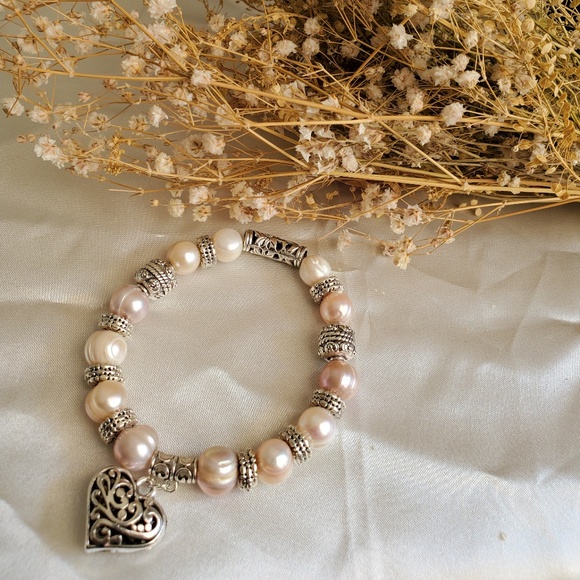Hypoallergenic Sterling Silver Freshwater Heart Bracelet - Picture 1 of 6